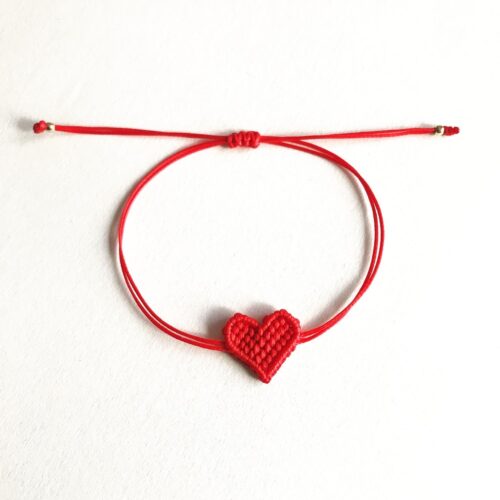 Bracciale cuore macramè
